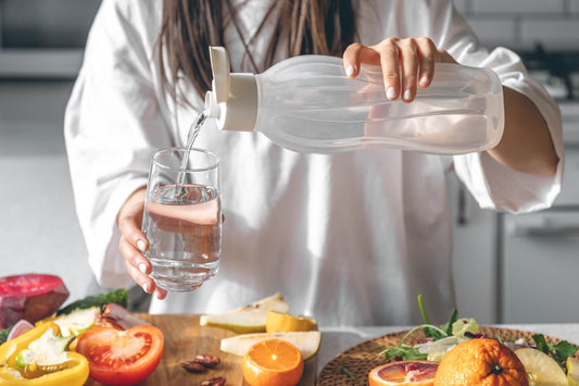 Hydration and Nutrition: Why Water Matters in Your Meal Plan