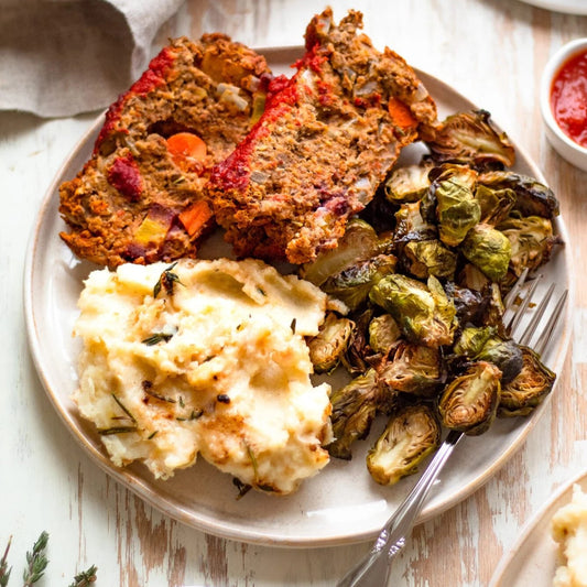 Meat-less Steak with Potato Leek mash & Farm roasted Veggies(P)